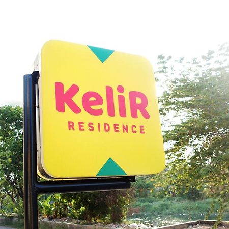 Kelir Residence Semarang Extérieur photo