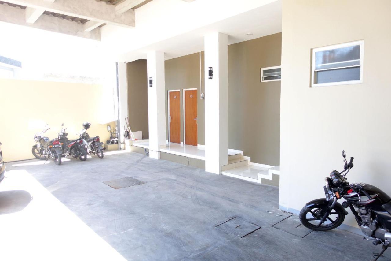 Kelir Residence Semarang Extérieur photo