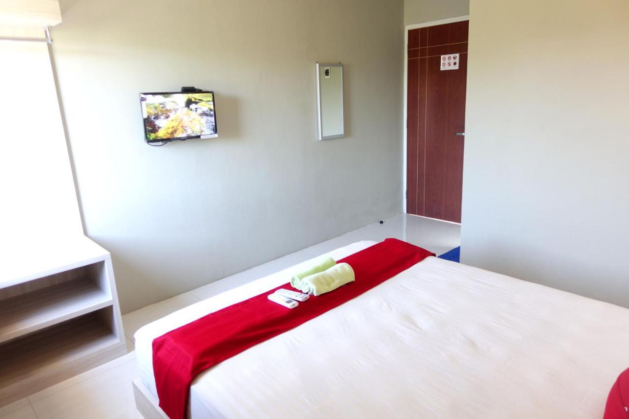 Kelir Residence Semarang Extérieur photo